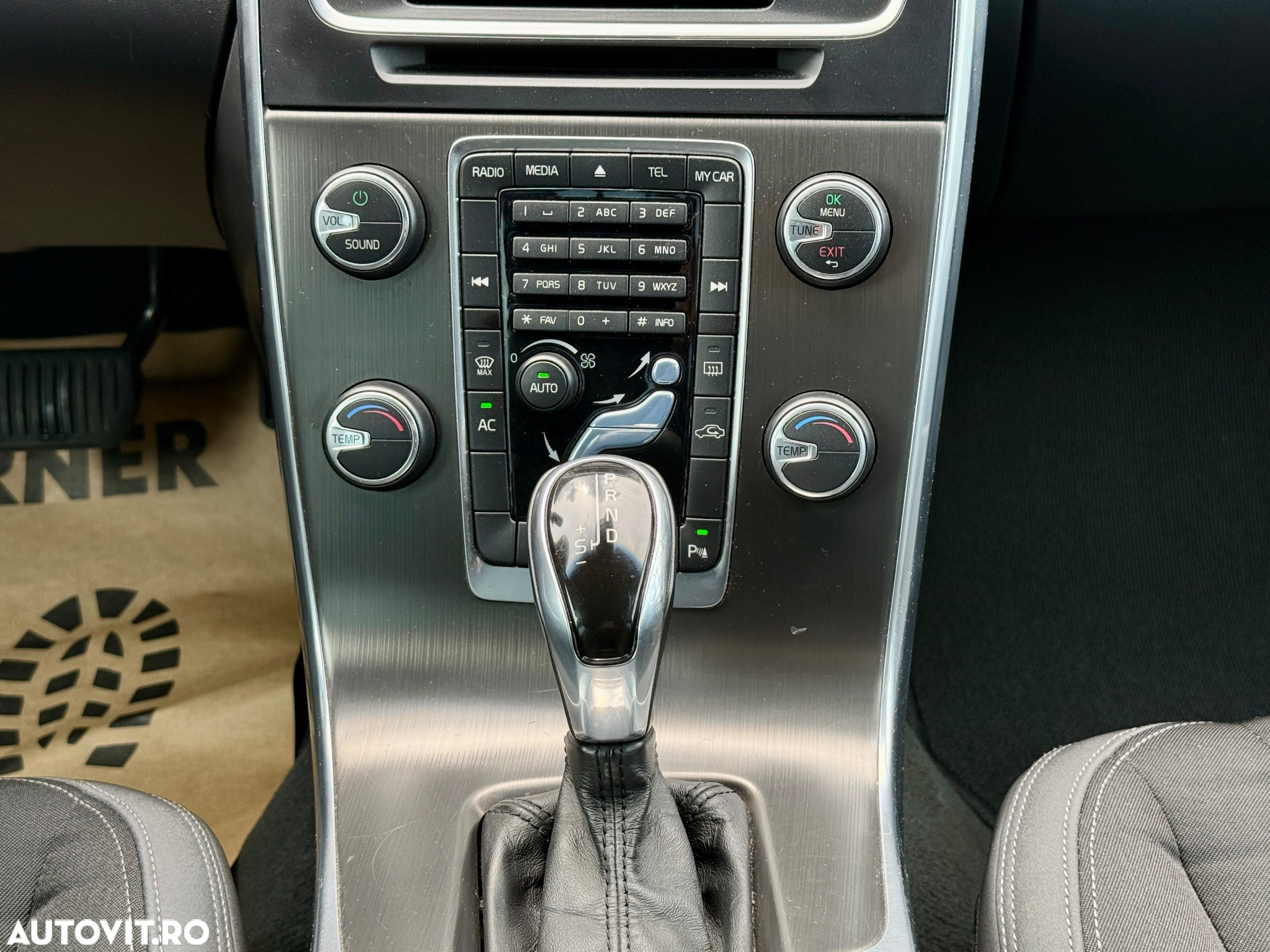 Volvo S60 - 16