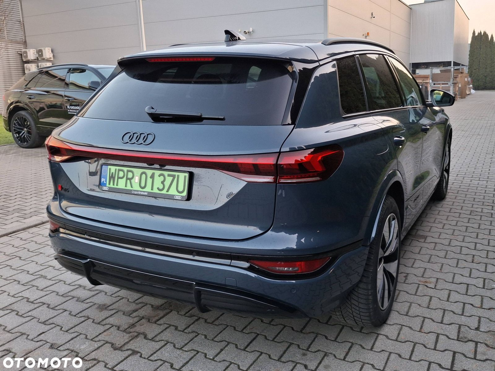 Audi Q6 e-tron - 6