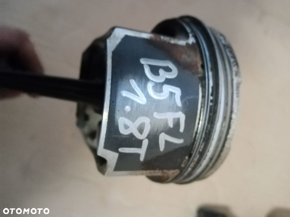 Tłok z korbowodem Volkswagen Passat b5 lift 1.8 T - 5