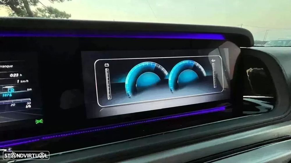 Mercedes-Benz G 500 4x4 - 24