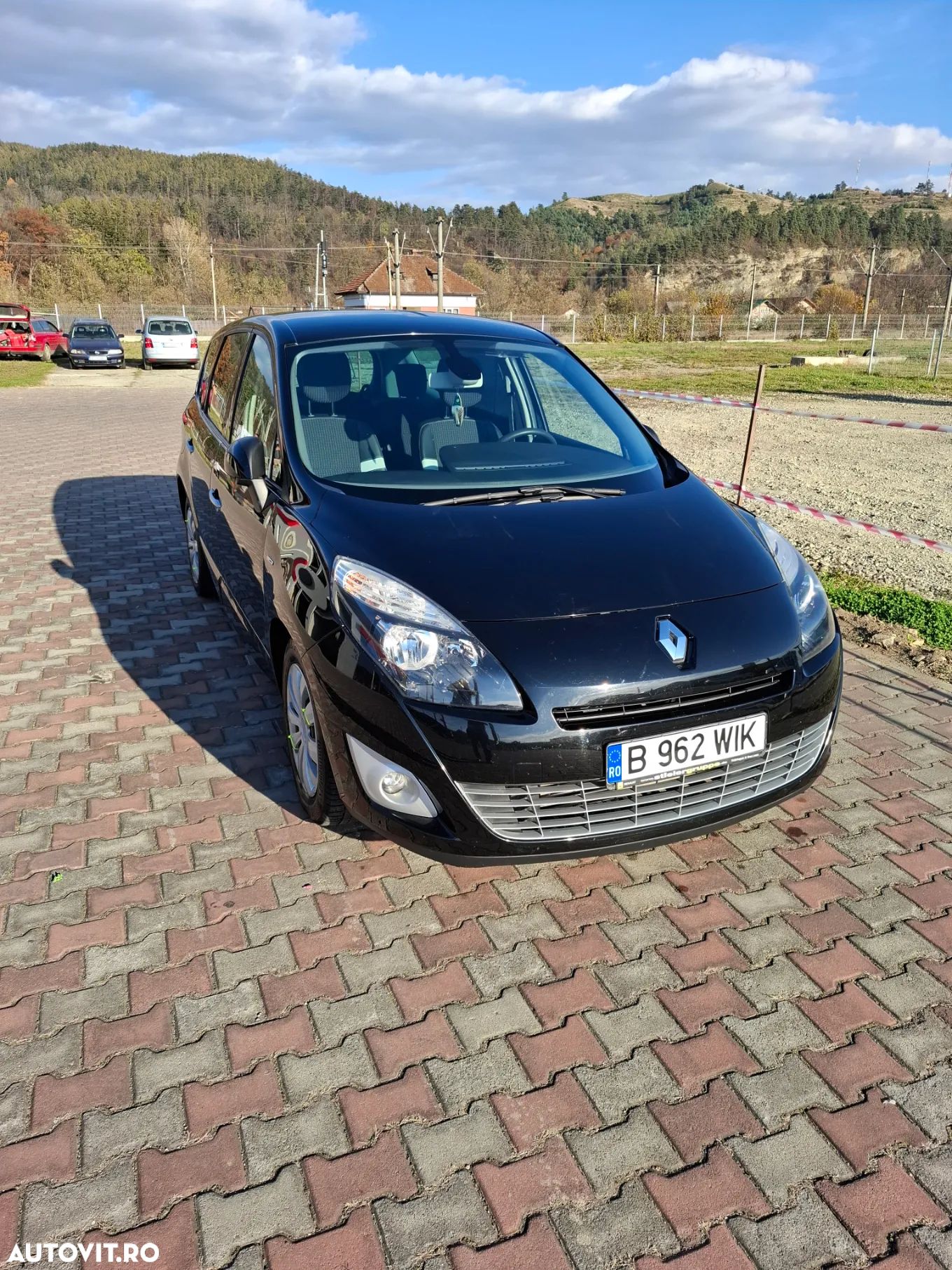 Renault Grand Scenic dCi 130 FAP Bose Edition - 1