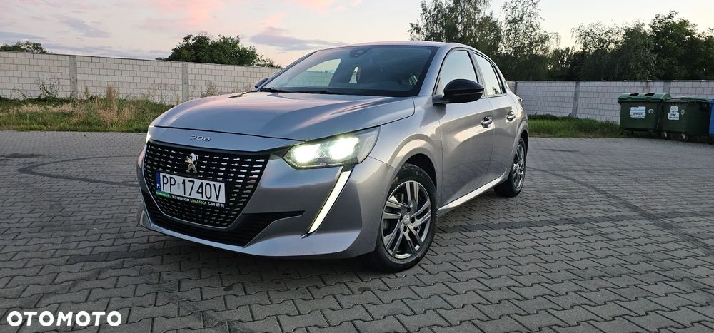 Peugeot 208 PureTech 100 EAT8 Allure - 1