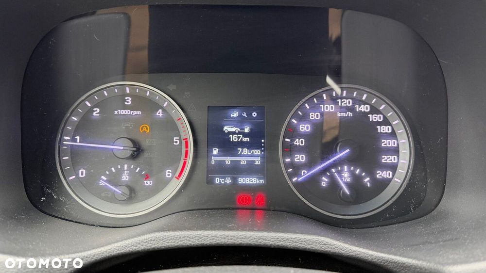 Hyundai Tucson 1.7 CRDI BlueDrive GO 2WD - 11