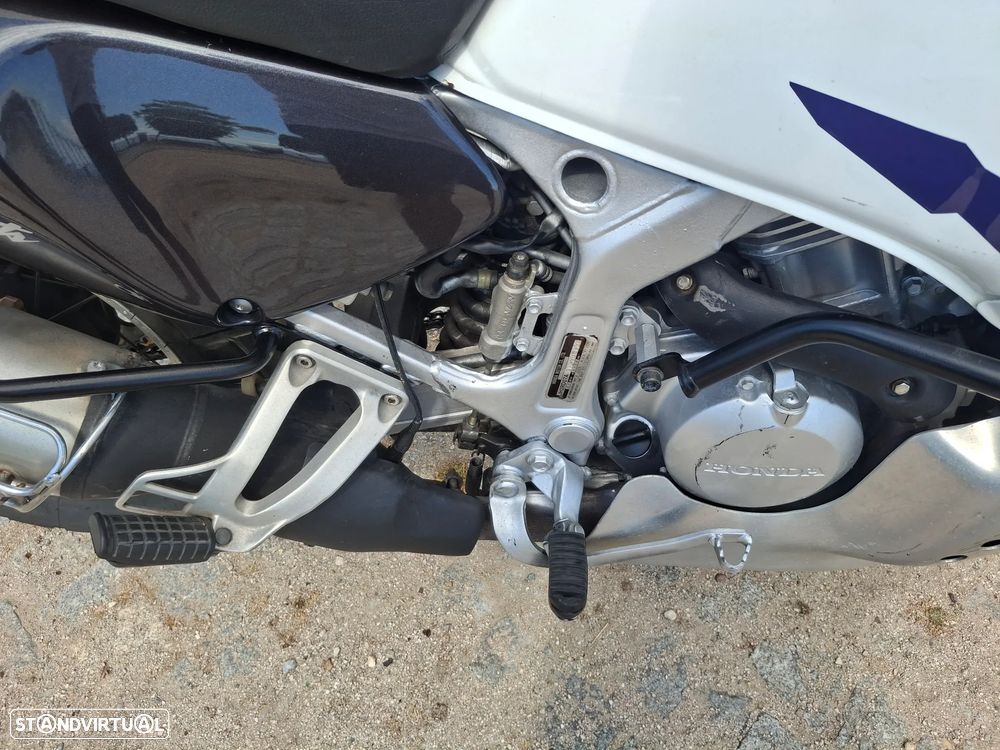 Honda Africa Twin XRVRD07 - 6