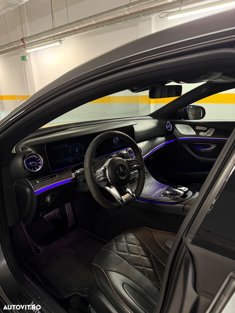 Mercedes-Benz CLS - 9