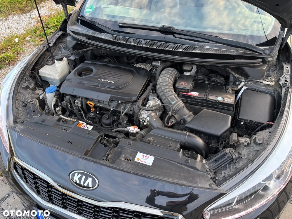Kia Ceed 1.6 CRDi 136 ISG Dream Team Edition - 35