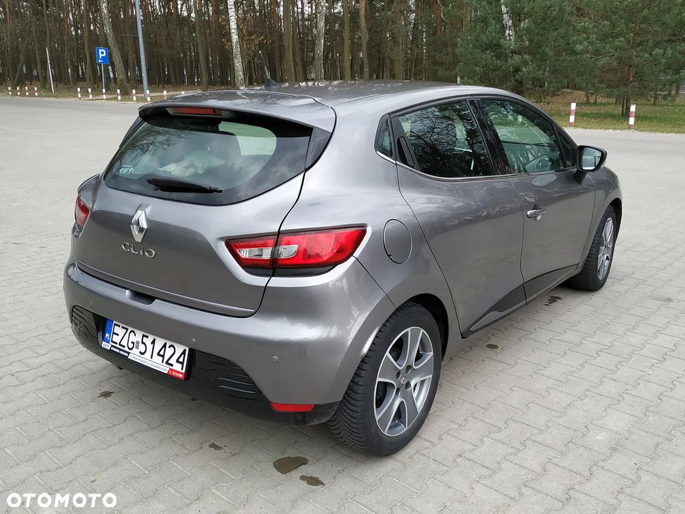 Renault Clio 1.2 16V Techno Feel - 5