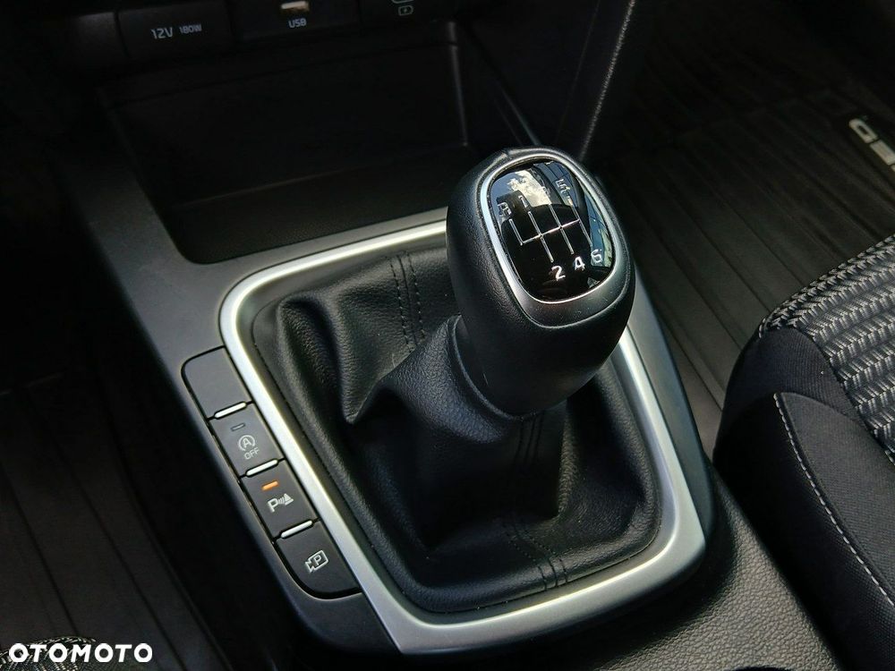 Kia XCeed 1.5 T-GDI M - 28
