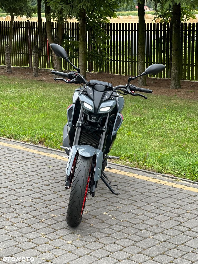 Yamaha MT - 4