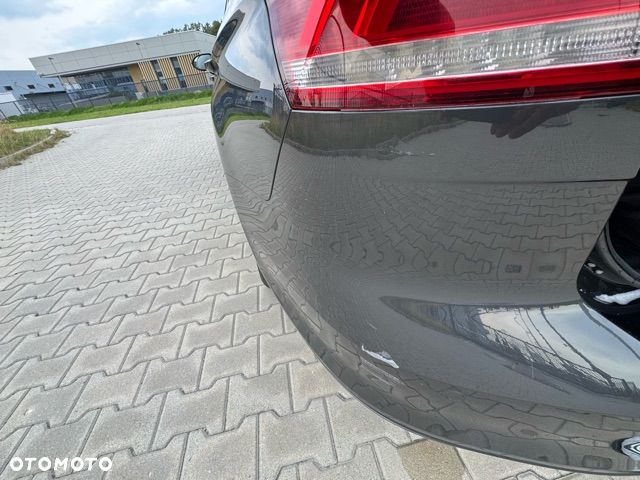 Volkswagen Passat 2.0 TDI SCR DSG Elegance - 7