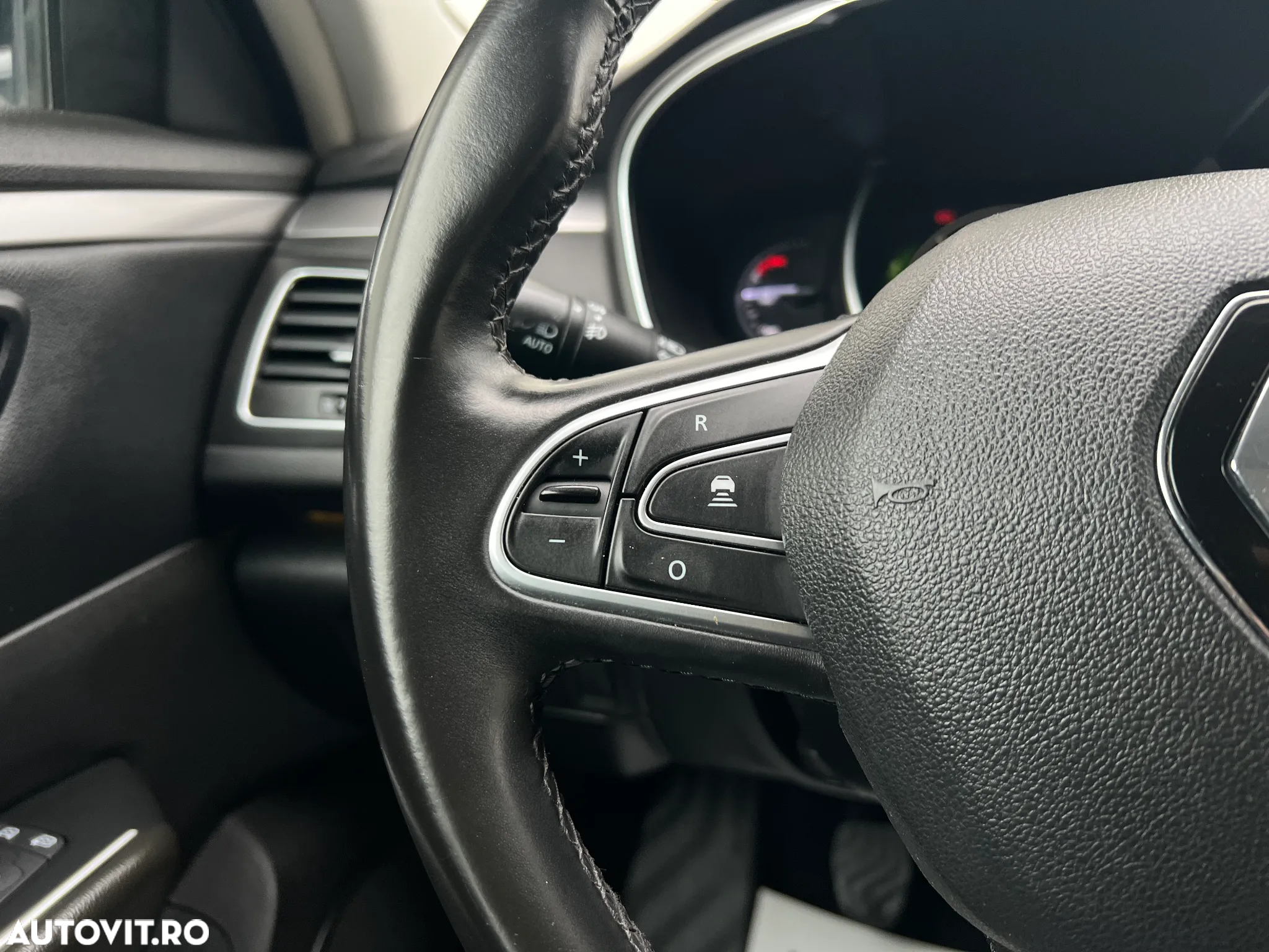 Renault Talisman Grandtour ENERGY dCi 130 Business - 16