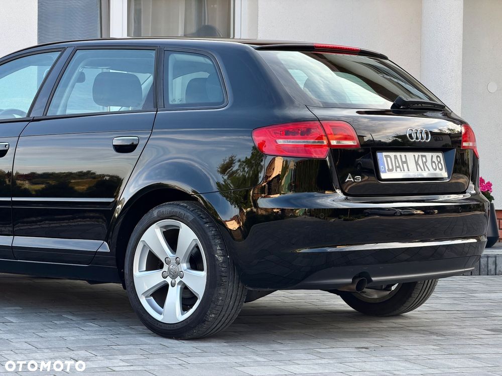 Audi A3 Sportback 1.6 Ambition - 17