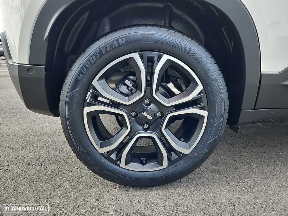 Jeep Avenger 1.2 e-Hybrid Summit DCT - 11