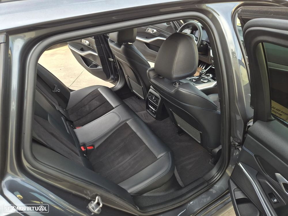 BMW 320 d Pack M Auto - 34