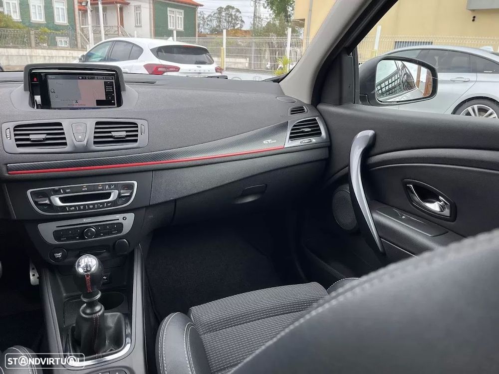 Renault Mégane Sport Tourer 1.5 dCi GT Line SS - 13