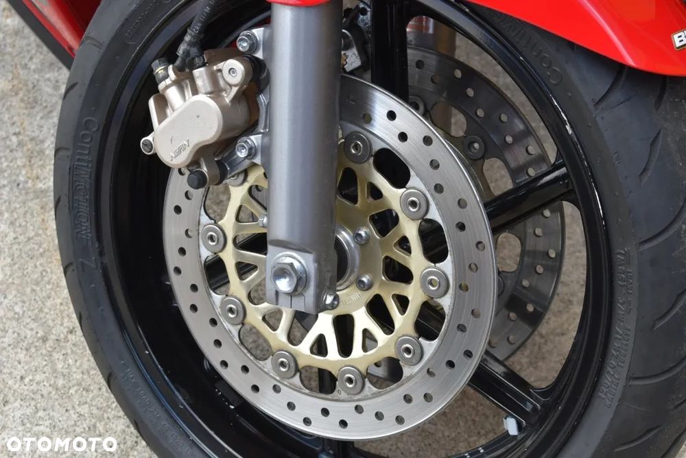 Honda VFR - 27