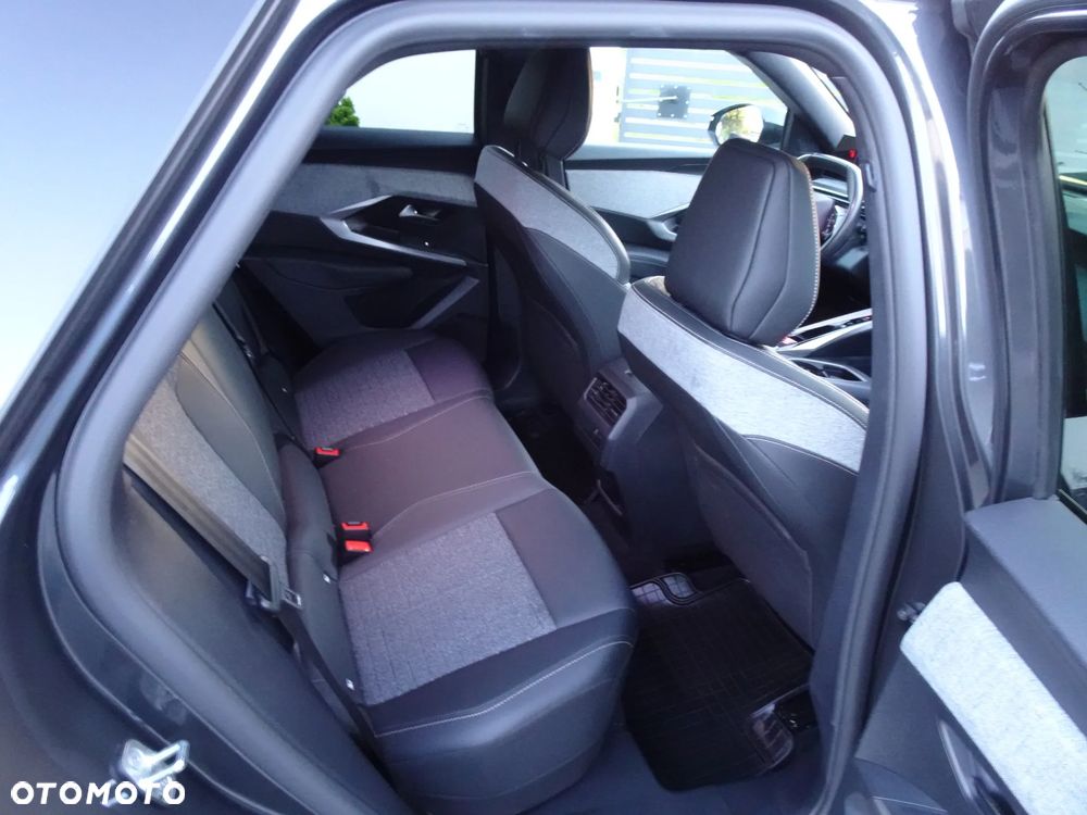 Peugeot 3008 1.2 PureTech mHEV Allure Pack S&S e-DCS6 - 18
