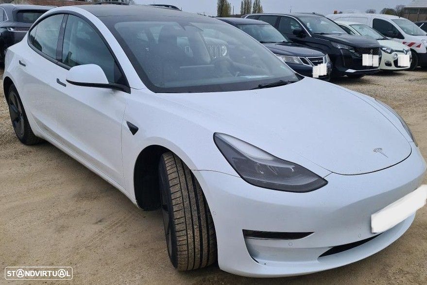 Tesla Model 3 Long-Range Dual Motor AWD - 2