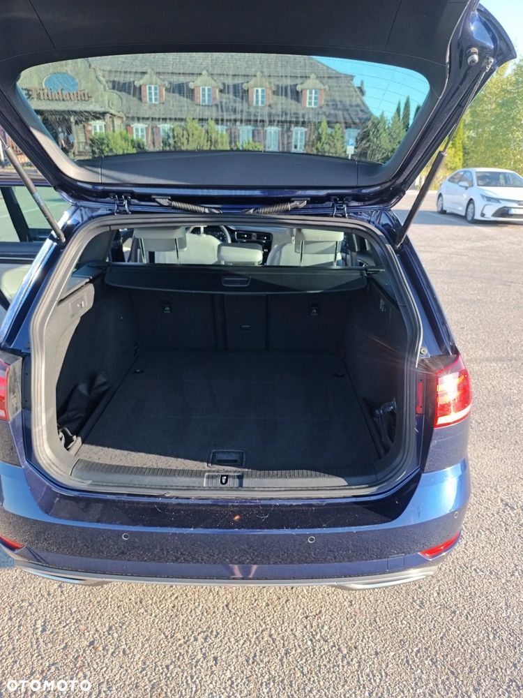 Volkswagen Golf 1.4 TSI BMT Highline DSG - 17