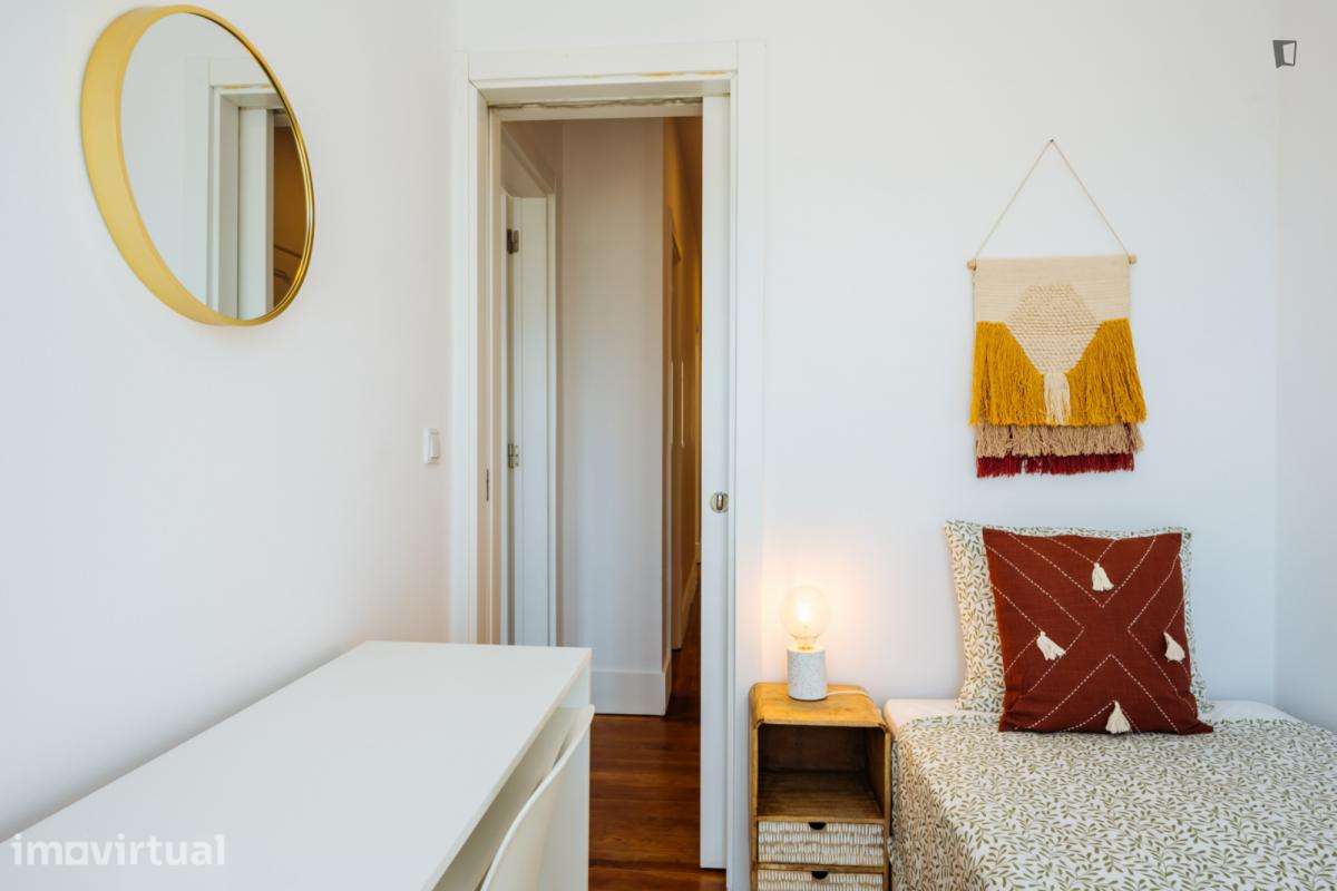 Quarto - localizado em Arroios Lisbon - Grande imagem: 3/29