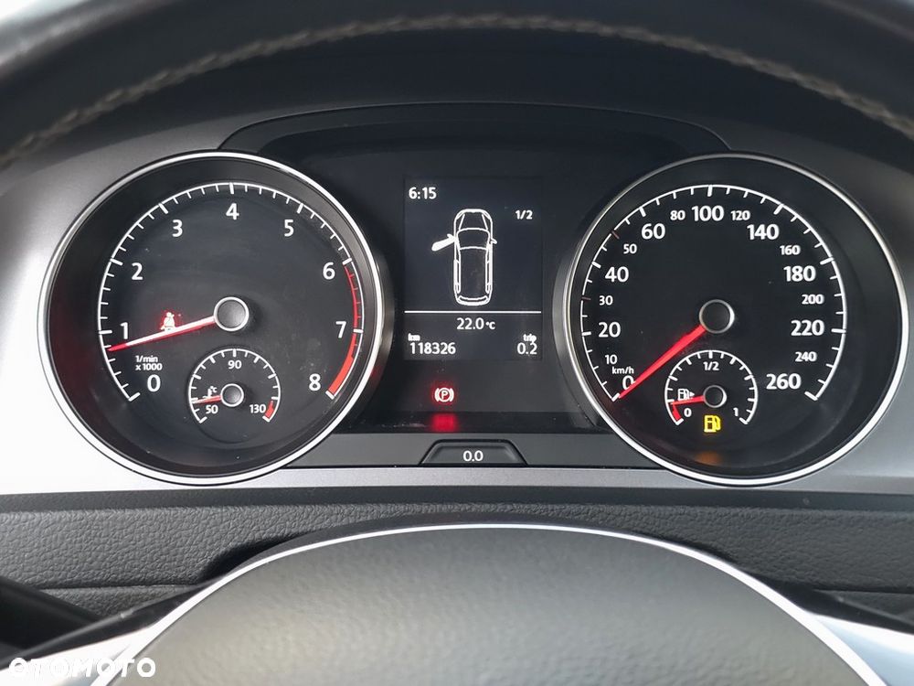 Volkswagen Golf 1.4 TSI BMT Highline - 18