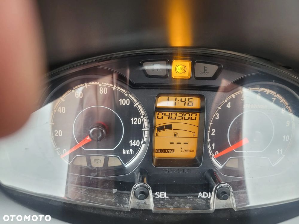 Suzuki Inny - 4