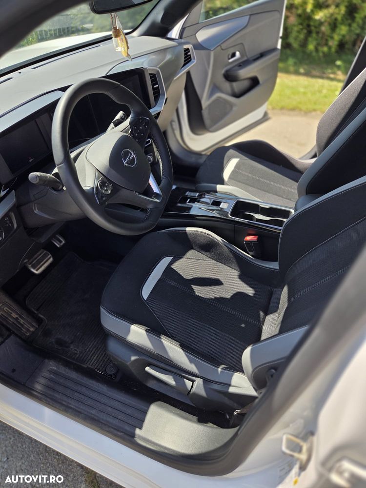 Opel Mokka 1.2 136 e-DCT MHEV GS - 14
