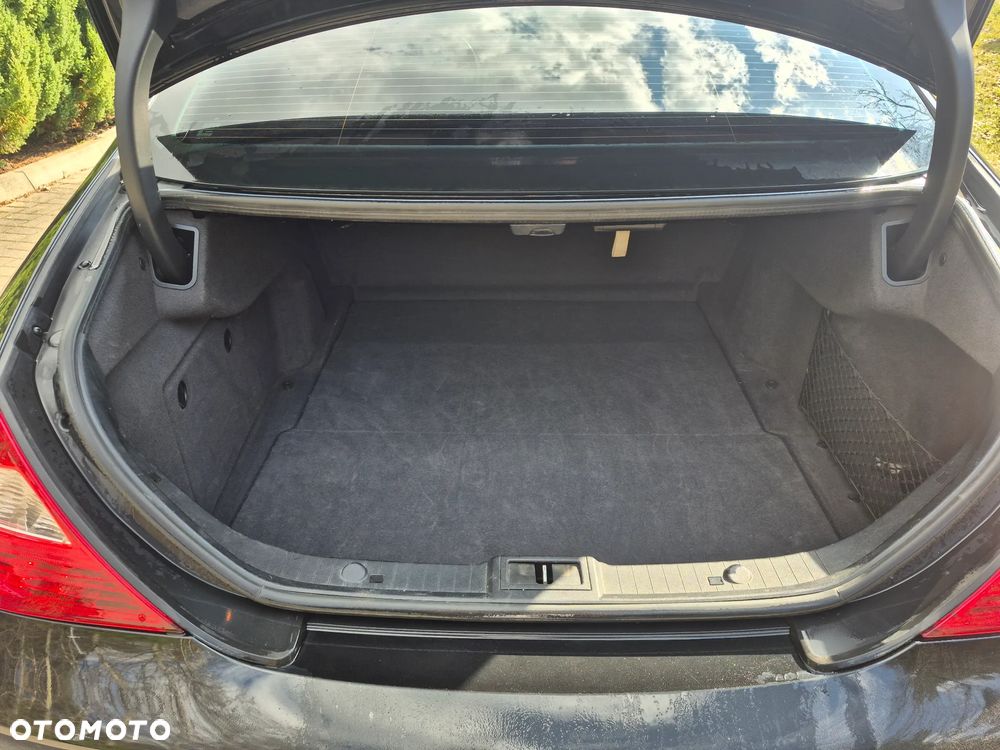 Mercedes-Benz CLS - 10