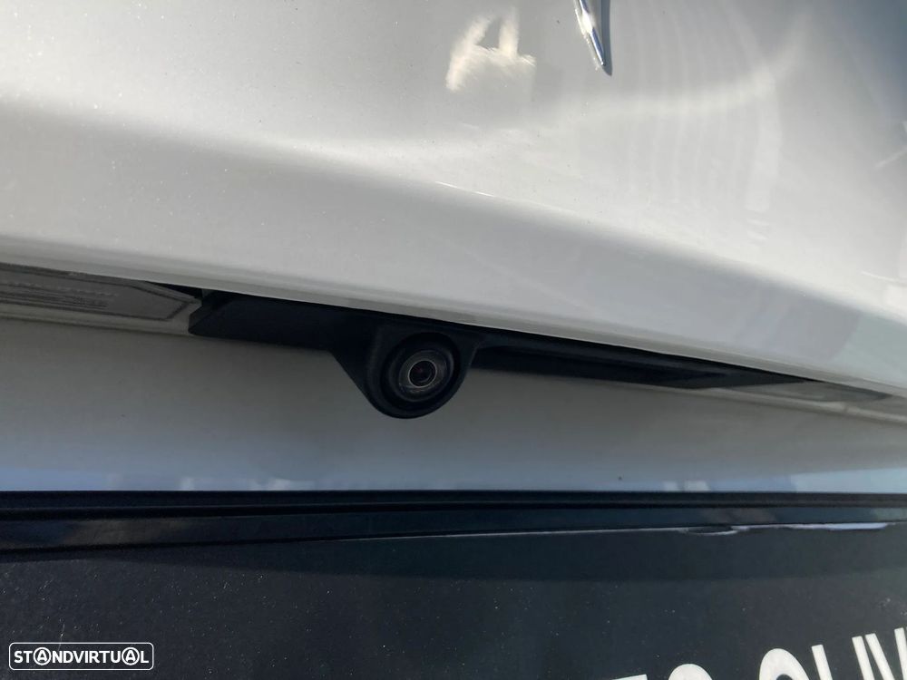 Tesla Model Y RWD - 9