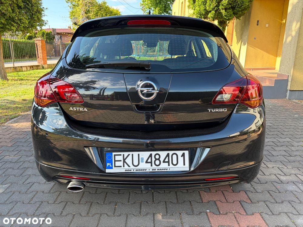 Opel Astra 1.4 Turbo - 10