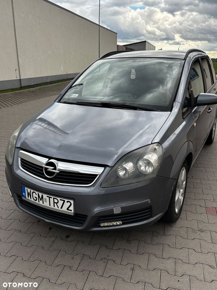 Opel Zafira 1.9 CDTI Cosmo - 1