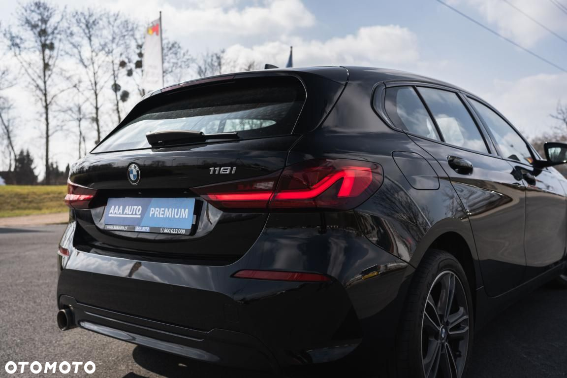 BMW Seria 1 - 11