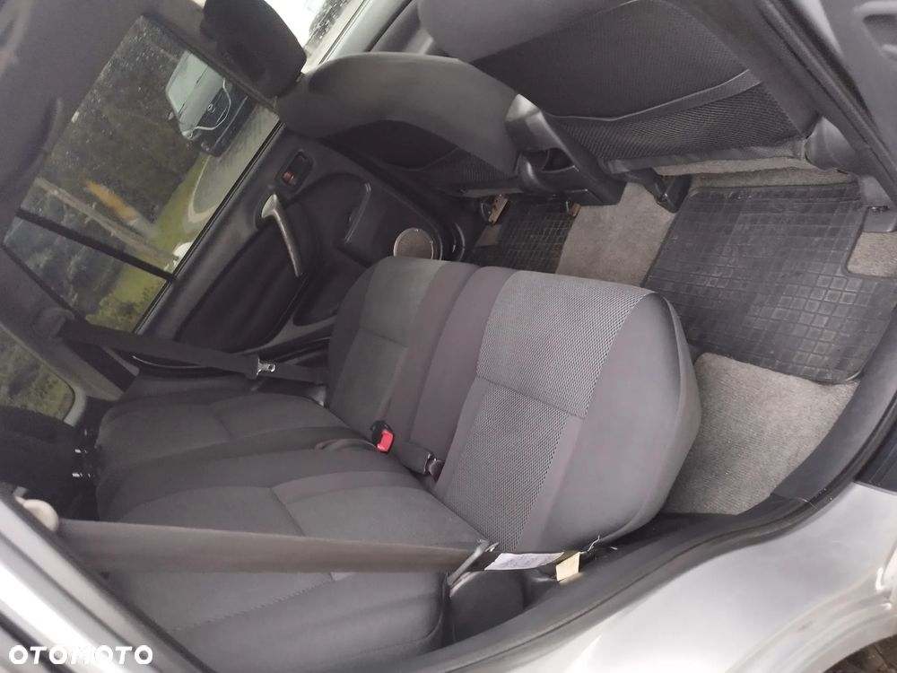 Toyota RAV4 2.0 VVT-i Sol - 26