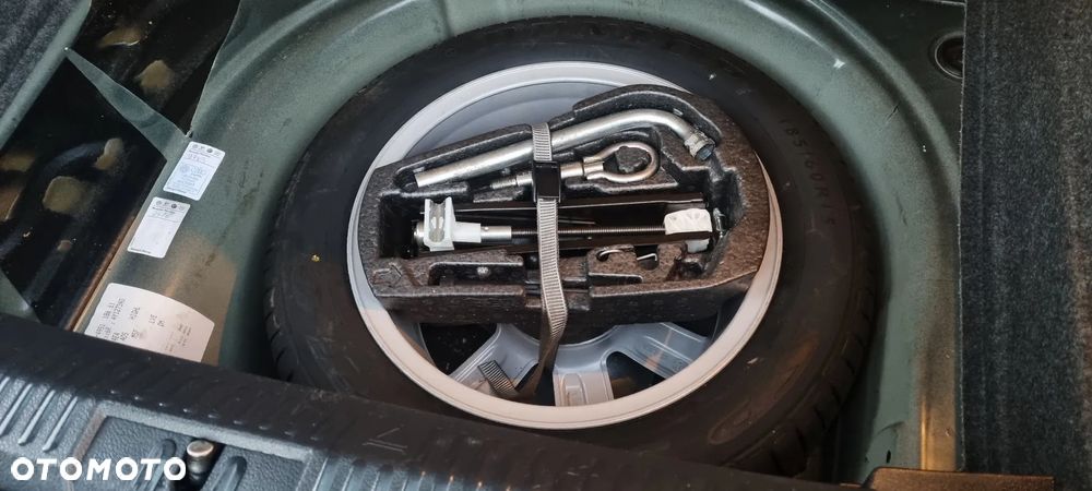 Volkswagen Polo 1.4 16V Comfortline - 19