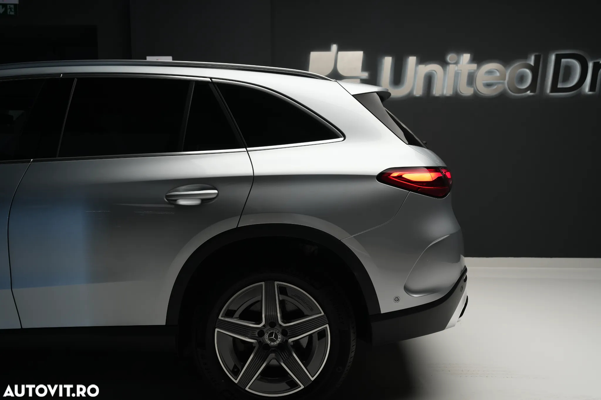 Mercedes-Benz GLC 300 d 4Matic 9G-TRONIC Edition AMG Line - 25