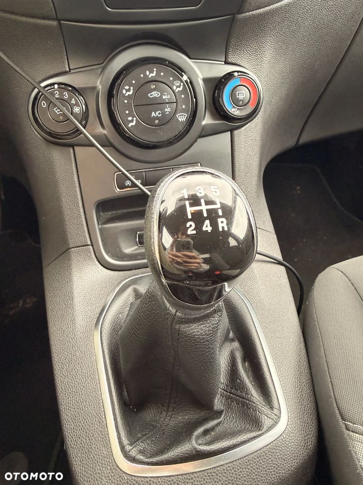 Ford Fiesta 1.0 EcoBoost Trend - 10