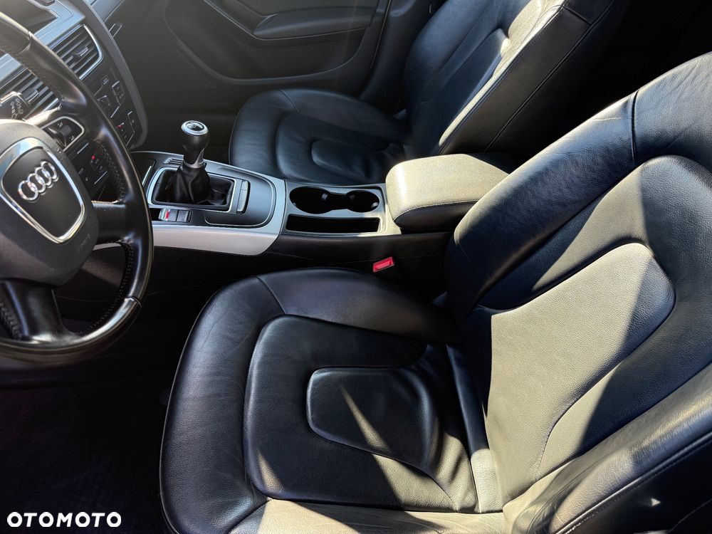 Audi A4 Avant 2.0 TDI DPF - 18