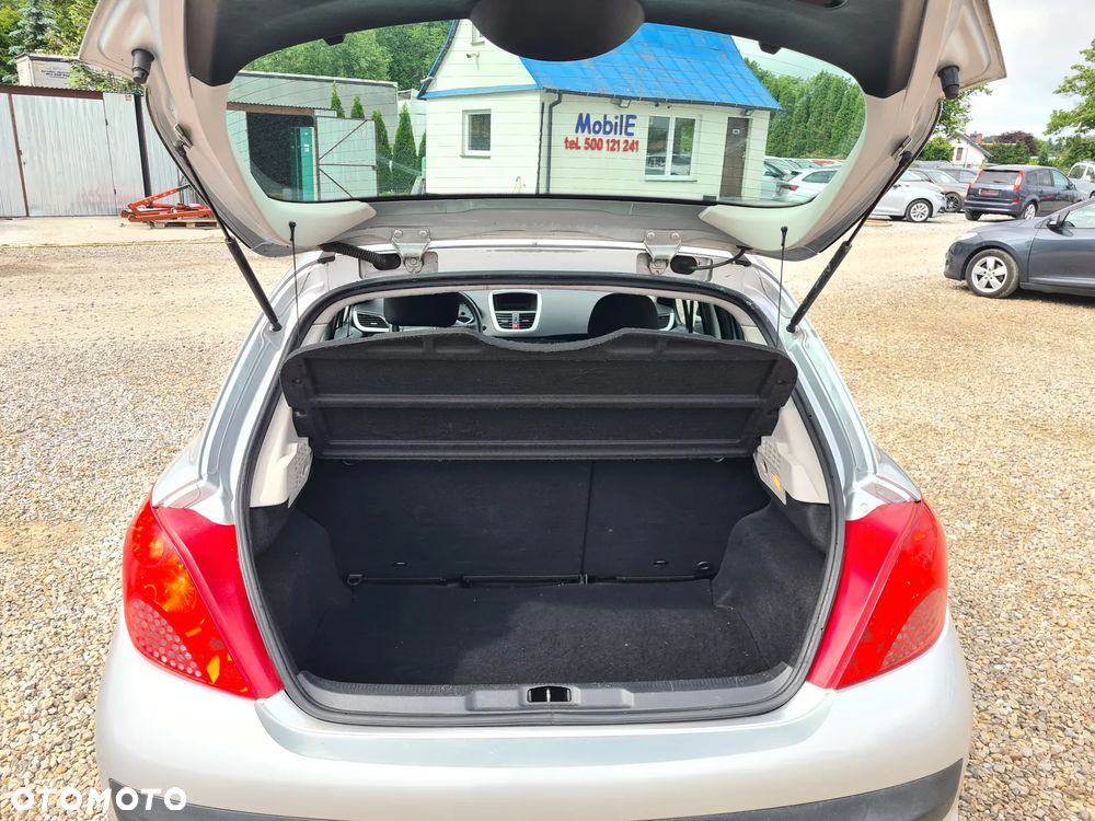Peugeot 207 1.4 Trendy - 8