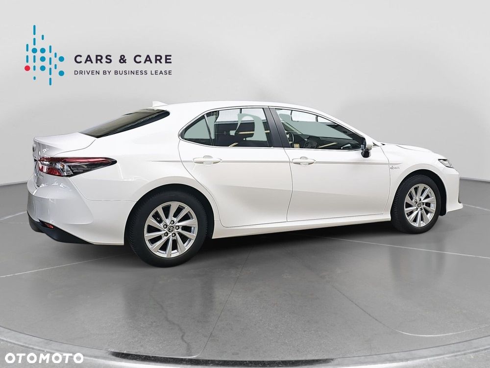 Toyota Camry 2.5 Hybrid Comfort CVT - 23