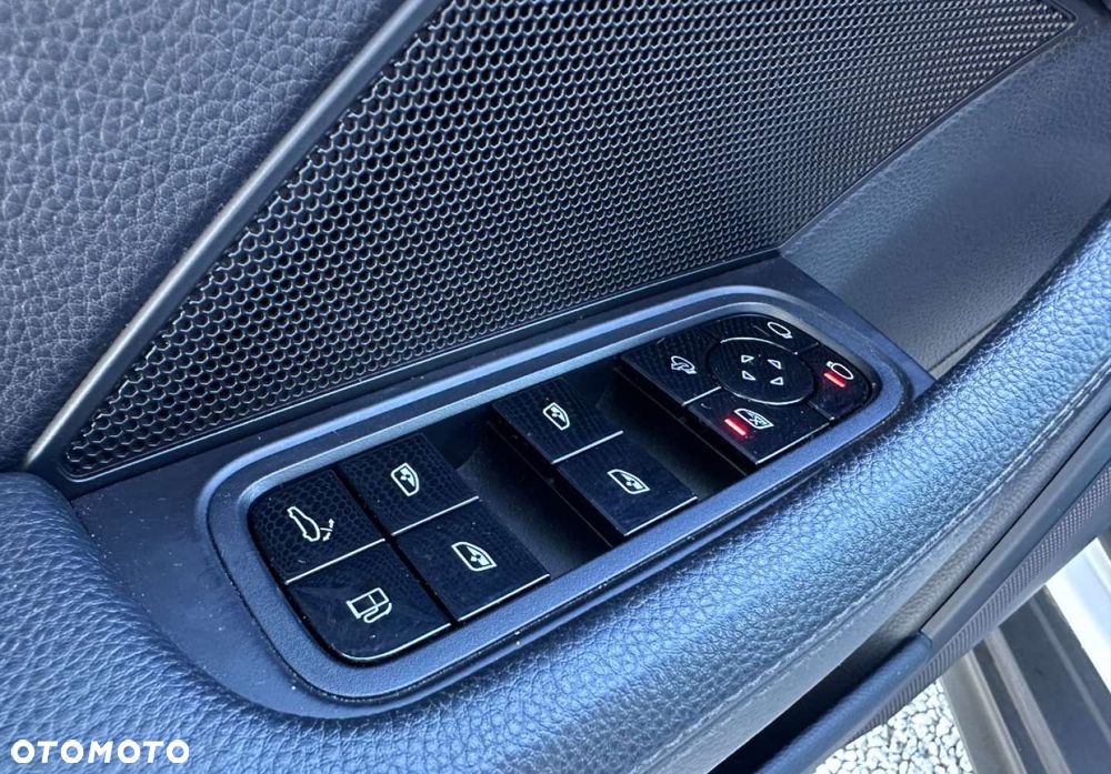 Porsche Panamera - 10