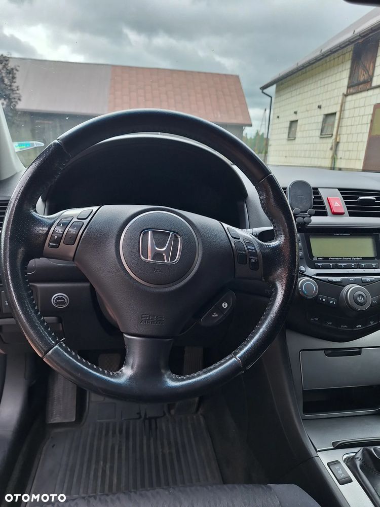 Honda Accord 2.4 Executive - 16