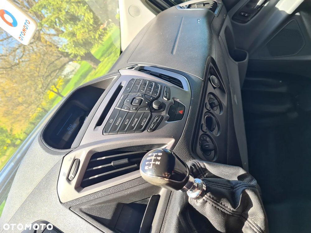 Ford TRANSIT CUSTOM - 8