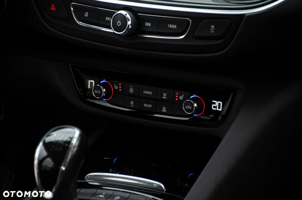 Opel Insignia 2.0 CDTI ecoFLEX Start/Stop Business Innovation - 19