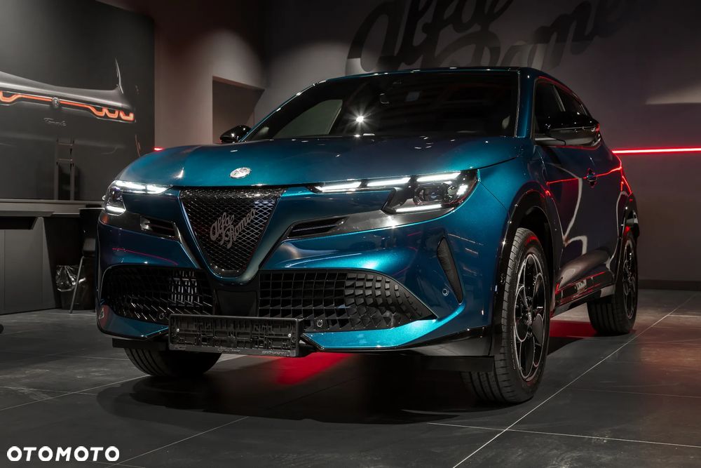 Alfa Romeo Junior 1.2 mHEV Ti eDCT - 2