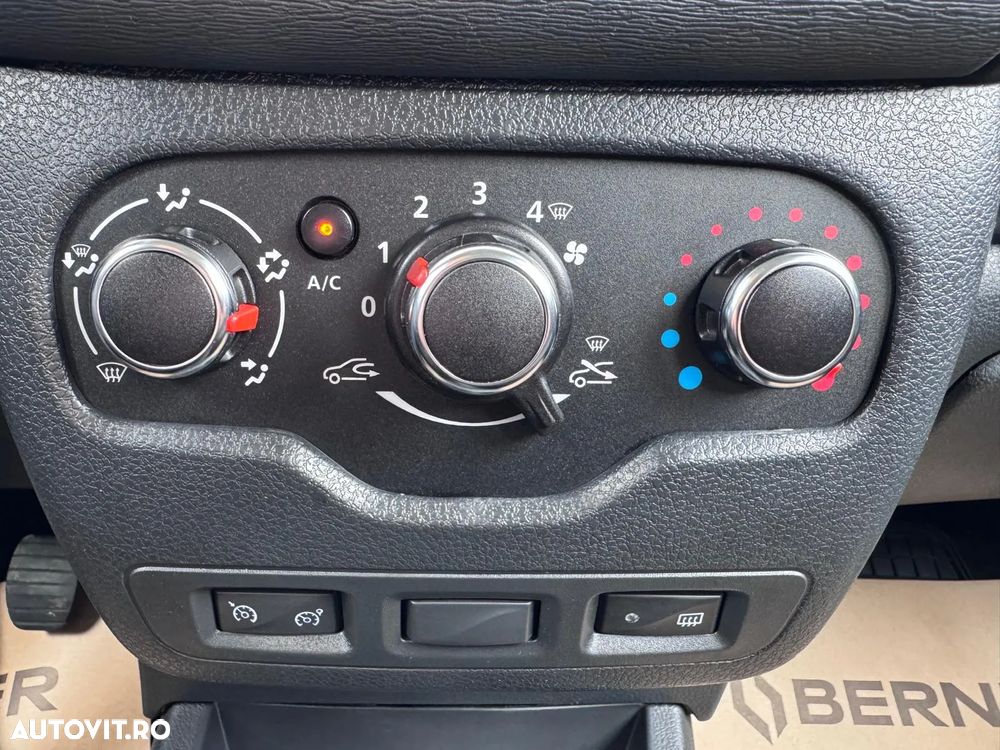 Dacia Lodgy 1.5 Blue dCi Laureate - 22