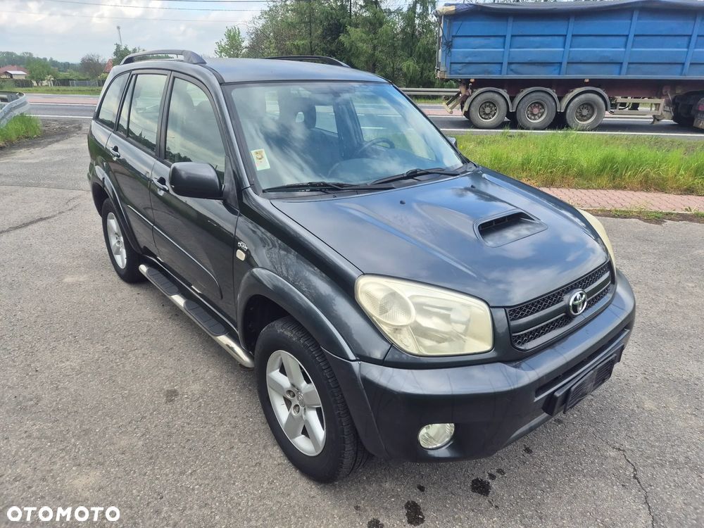 Toyota RAV4 D-4D 4x4 Sol - 11