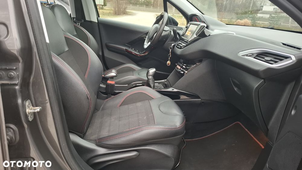 Peugeot 2008 PureTech 130 GPF Stop&Start Crossway - 30