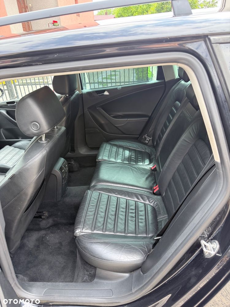 Volkswagen Passat 2.0 TDI Highline - 11