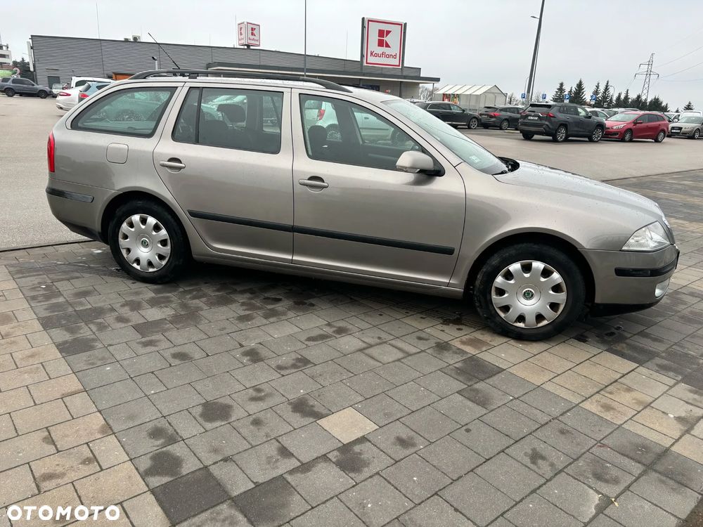 Skoda Octavia 1.9 TDI Ambiente - 10