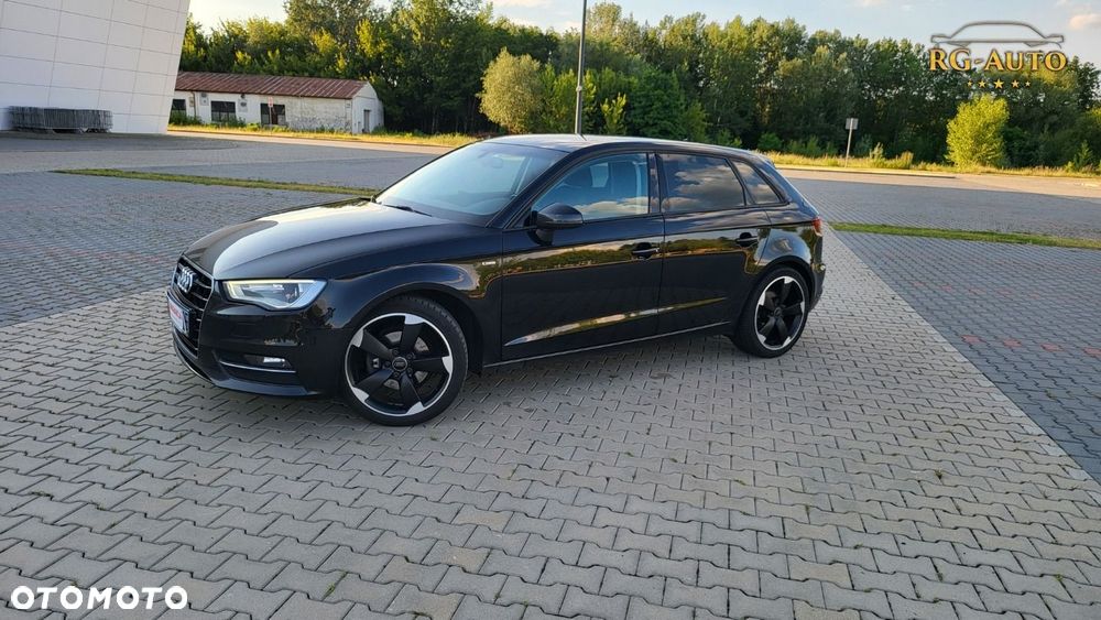 Audi A3 Sportback - 12